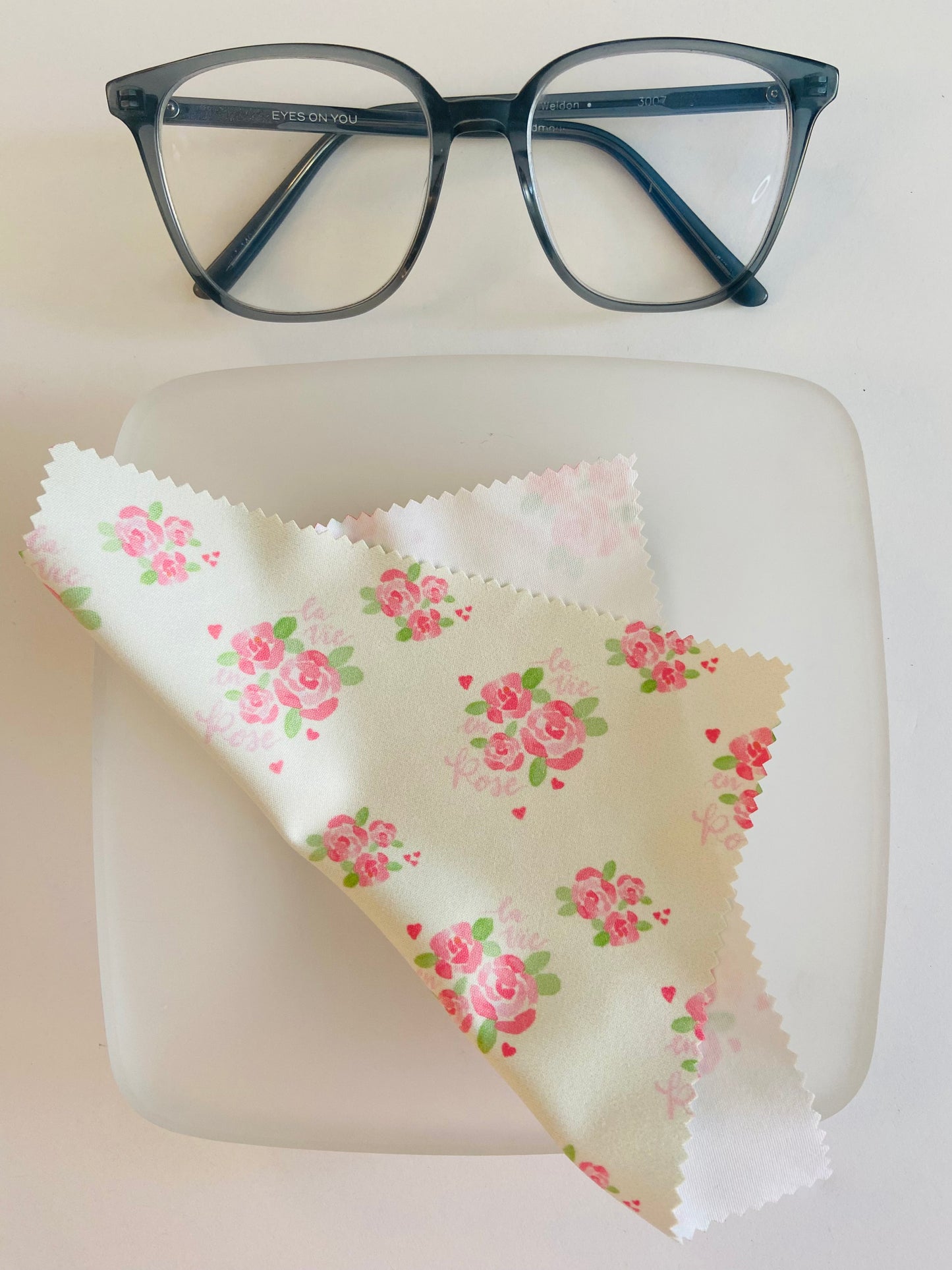 Lens Cleaning Cloth-Watercolor Roses Print